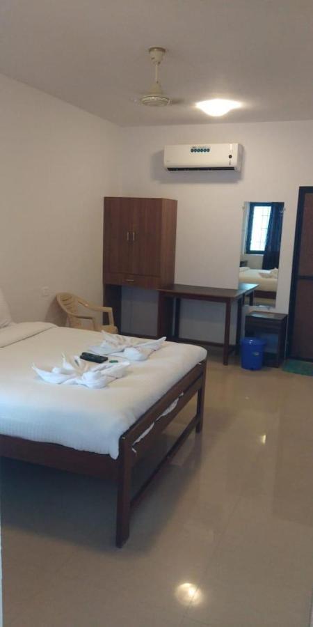 Baga Beach Exotica Hotel Exterior photo